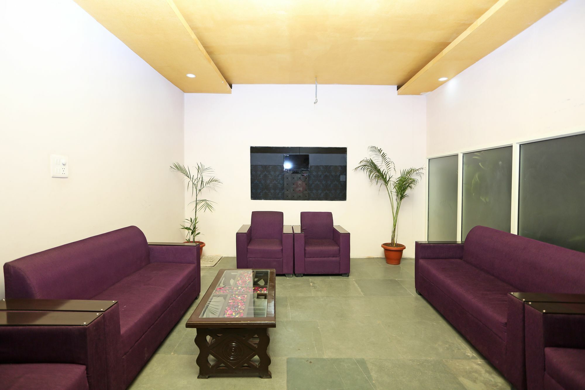 Super Hotel O Mahal Nowe Delhi Zewnętrze zdjęcie